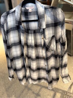 Lucky Brand Women’s Black & White Plaid Button-Up Shirt